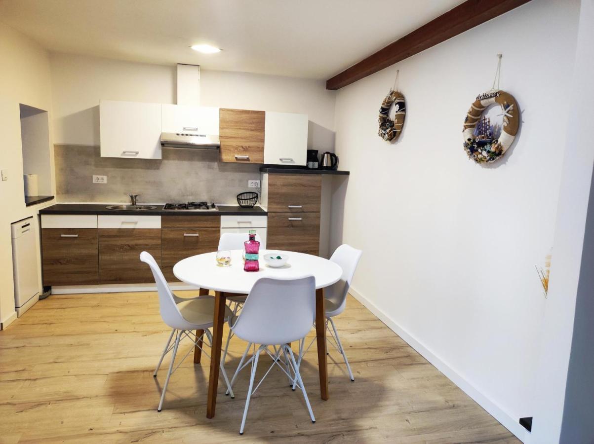Apartments Bertetic 칸파나르 외부 사진